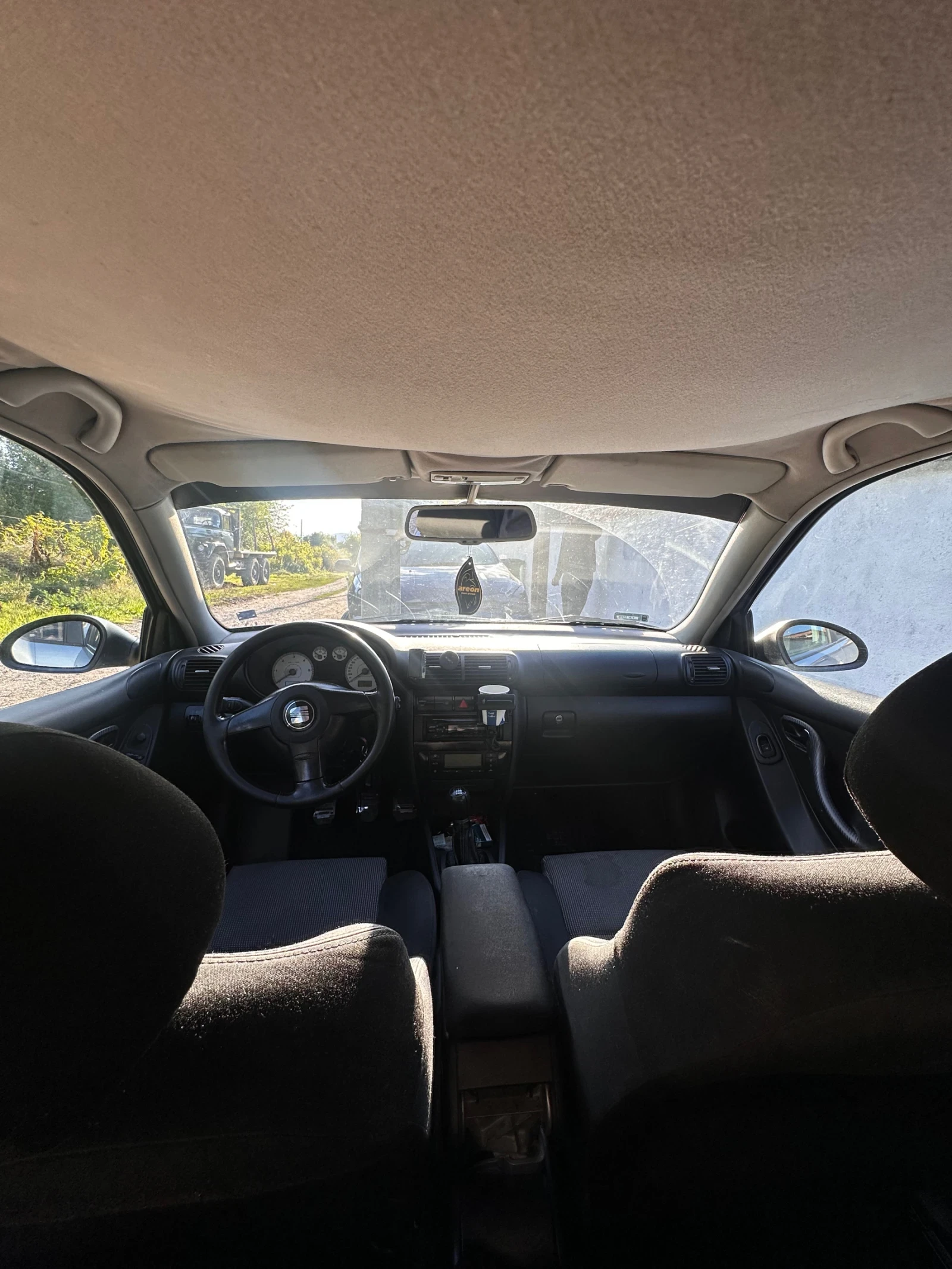 Seat Leon, снимка 4 - Автомобили и джипове - 56297082