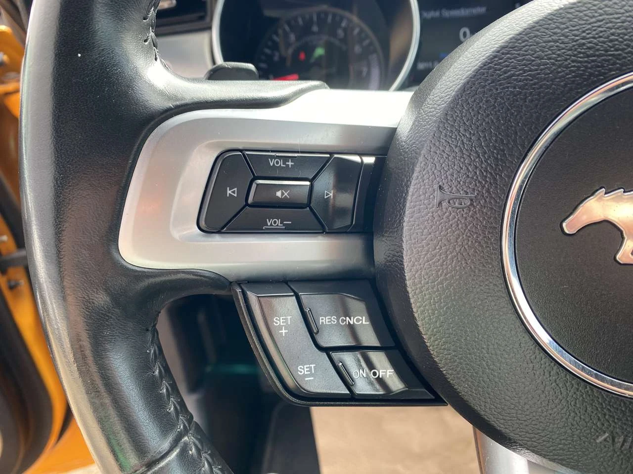 Ford Mustang Premium | Rear Cam | Parking Senors | Mobile.bg � ����������� 10