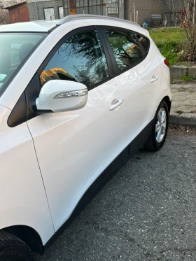 Hyundai IX35 1.7, снимка 3 - Автомобили и джипове - 53659257