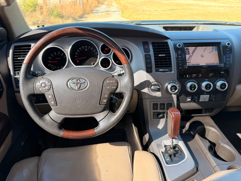 Toyota Sequoia PLATINUM 5.7L ПОДГРЕВИ/DVD, снимка 9 - Автомобили и джипове - 52703955