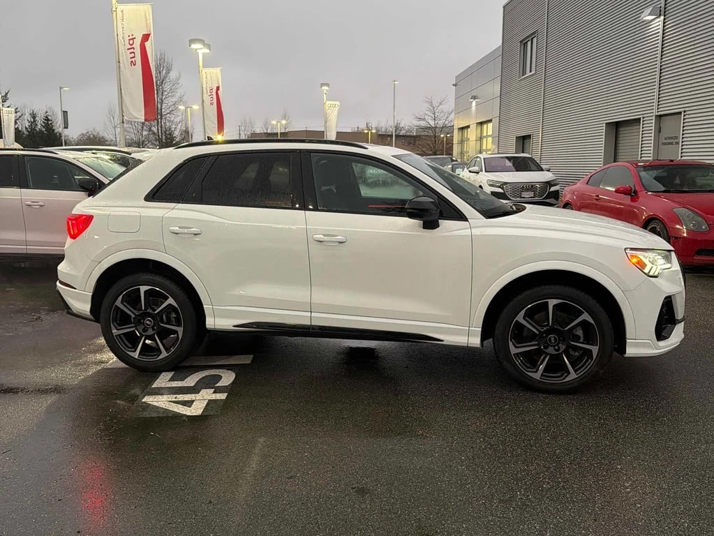 Audi Q3 * Technik * CARFAX * БЕЗ ПЪРВОНАЧАЛНА ВНОСКА - изображение 3