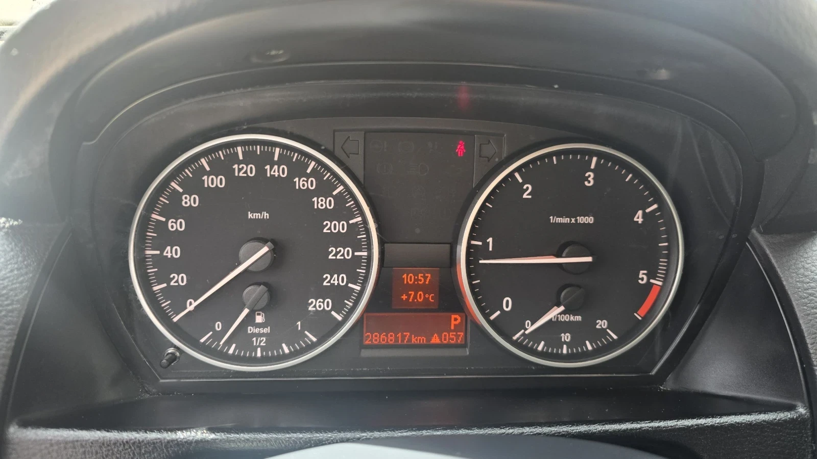 BMW X1 xDrive, снимка 17 - Автомобили и джипове - 53620507