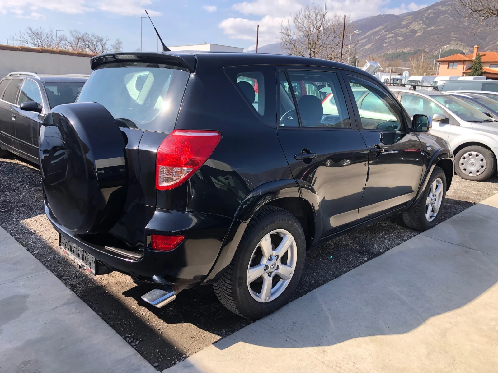 Toyota Rav4 4x4, снимка 12 - Автомобили и джипове - 53836561