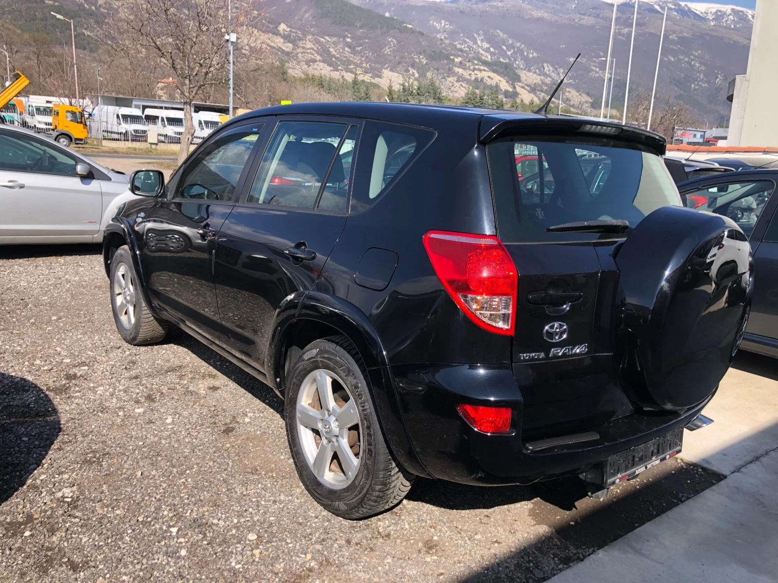 Toyota Rav4 4x4, снимка 13 - Автомобили и джипове - 53836561