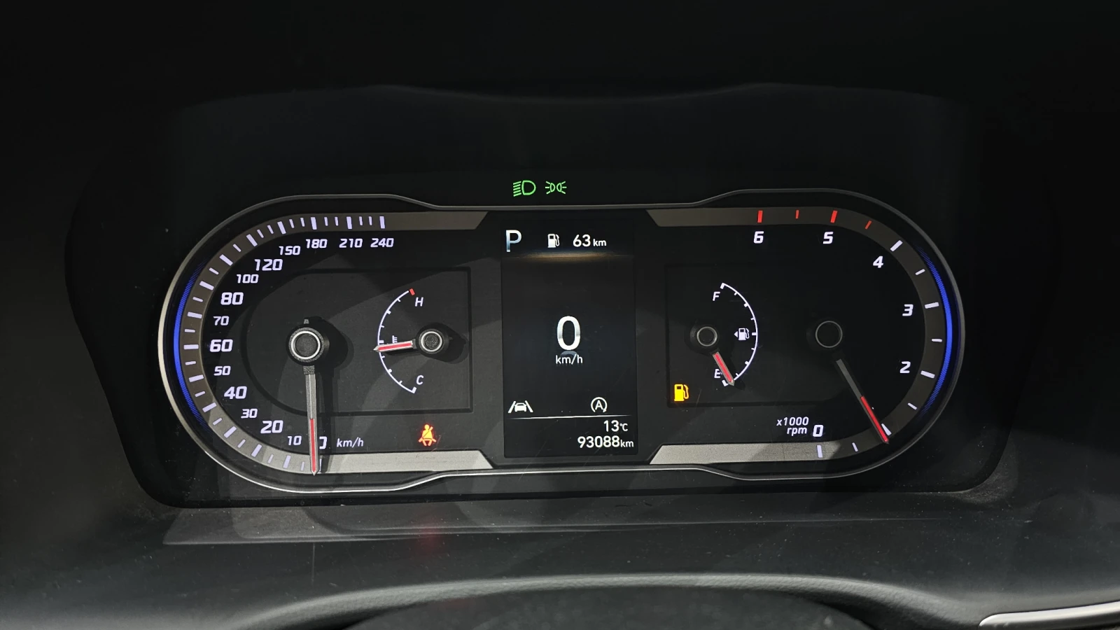 Hyundai Tucson 2.0 2WD MODERN autogeorge.com, снимка 8 - Автомобили и джипове - 54148011