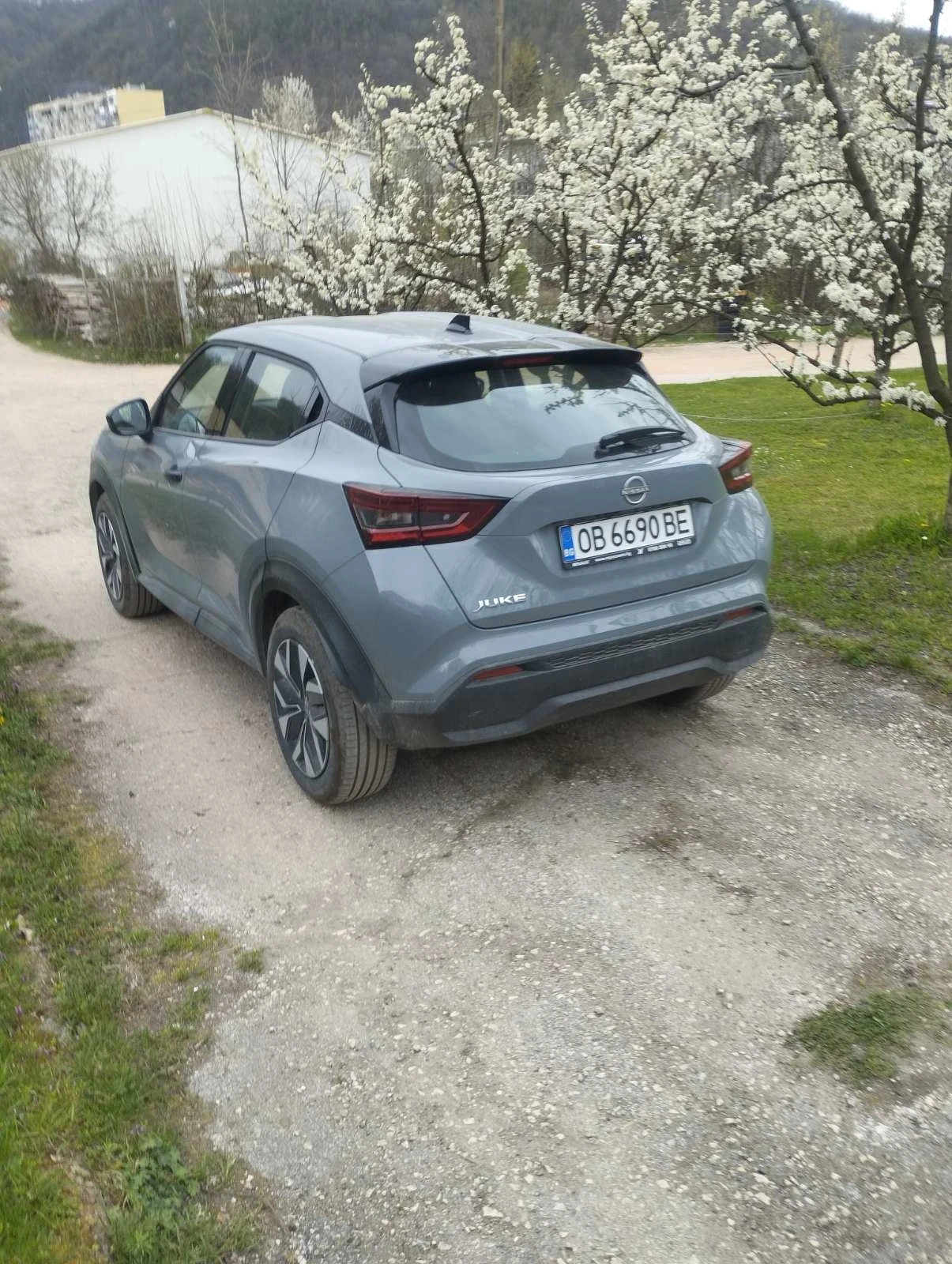 Nissan Juke, снимка 5 - Автомобили и джипове - 54256687