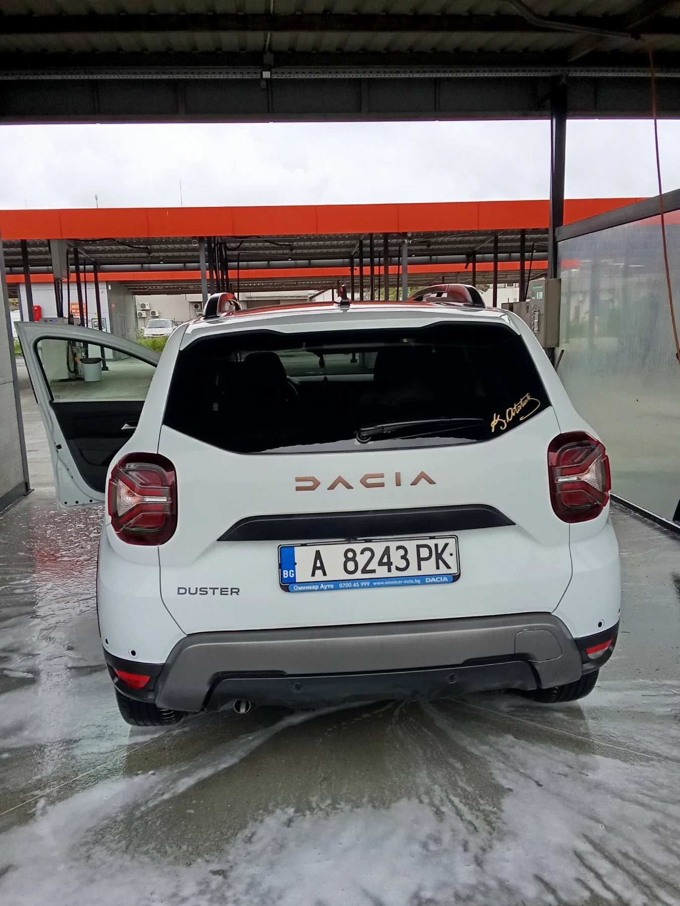 Dacia Duster, снимка 4 - Автомобили и джипове - 54419451
