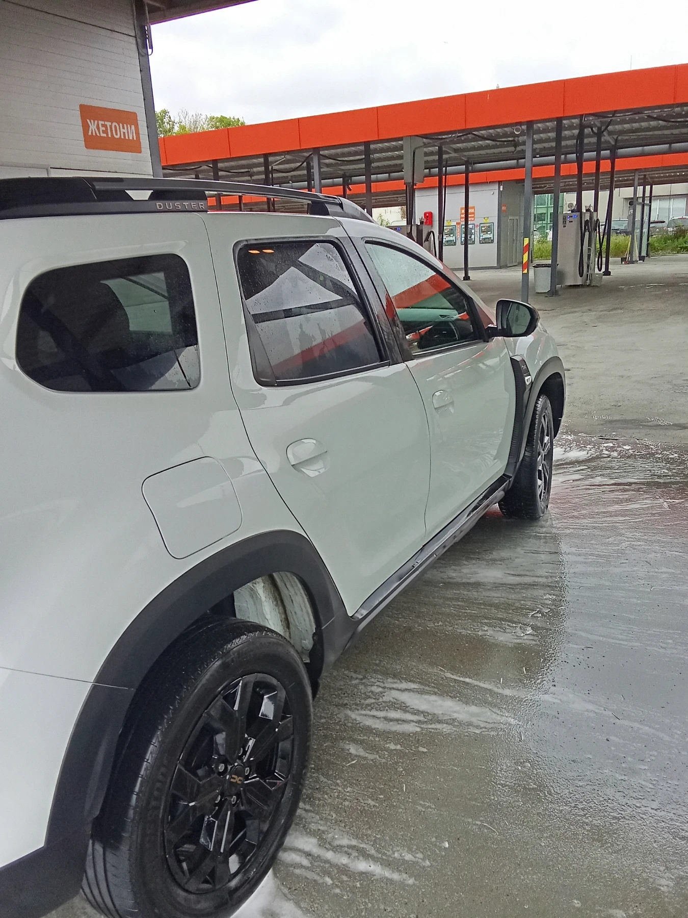 Dacia Duster, снимка 5 - Автомобили и джипове - 54419451