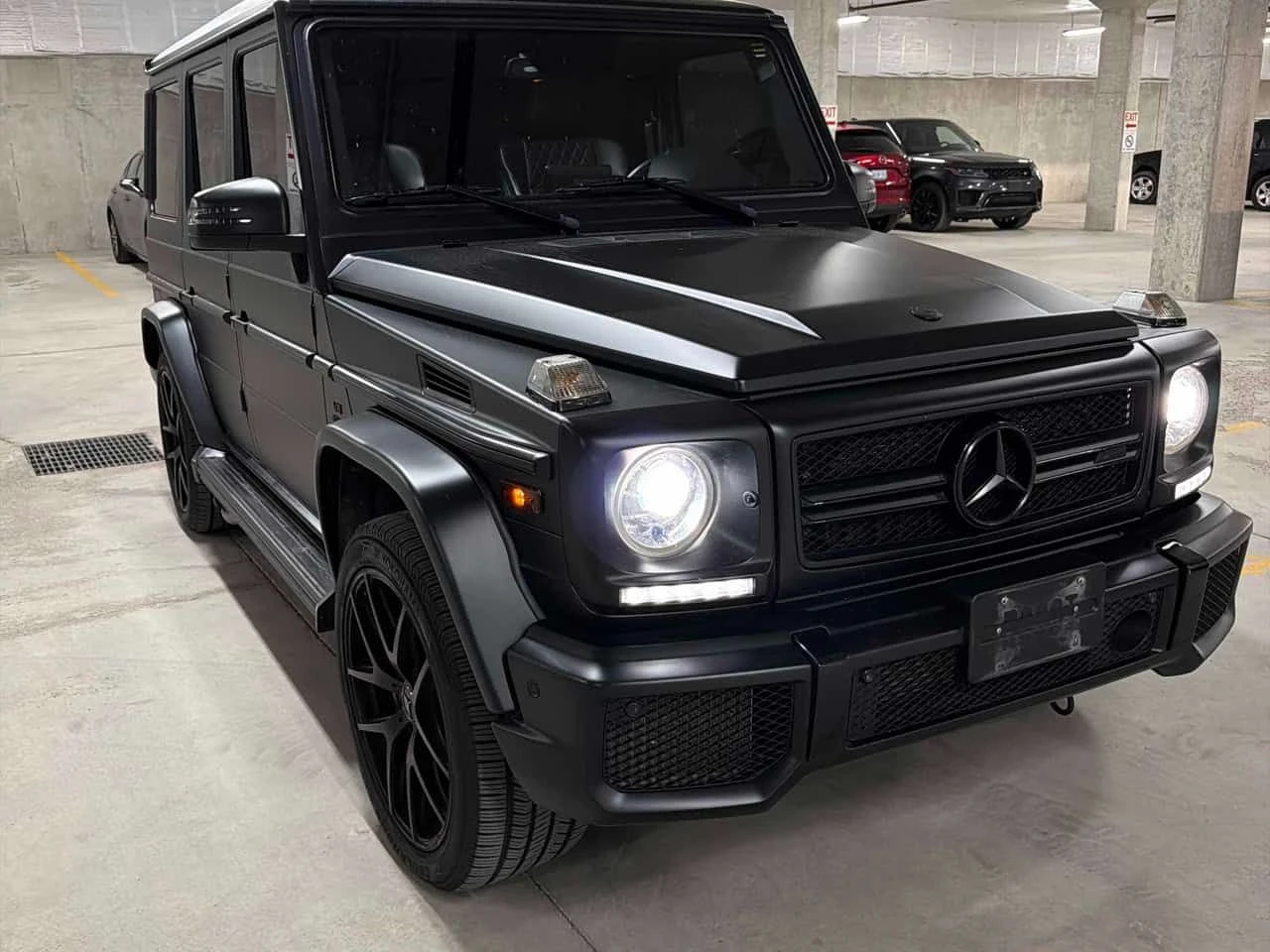 Mercedes-Benz G 63 AMG * АВТОКРЕДИТ БЕЗ ПЪРВОНАЧАЛНА ВНОСКА, снимка 3 - Автомобили и джипове - 54693796