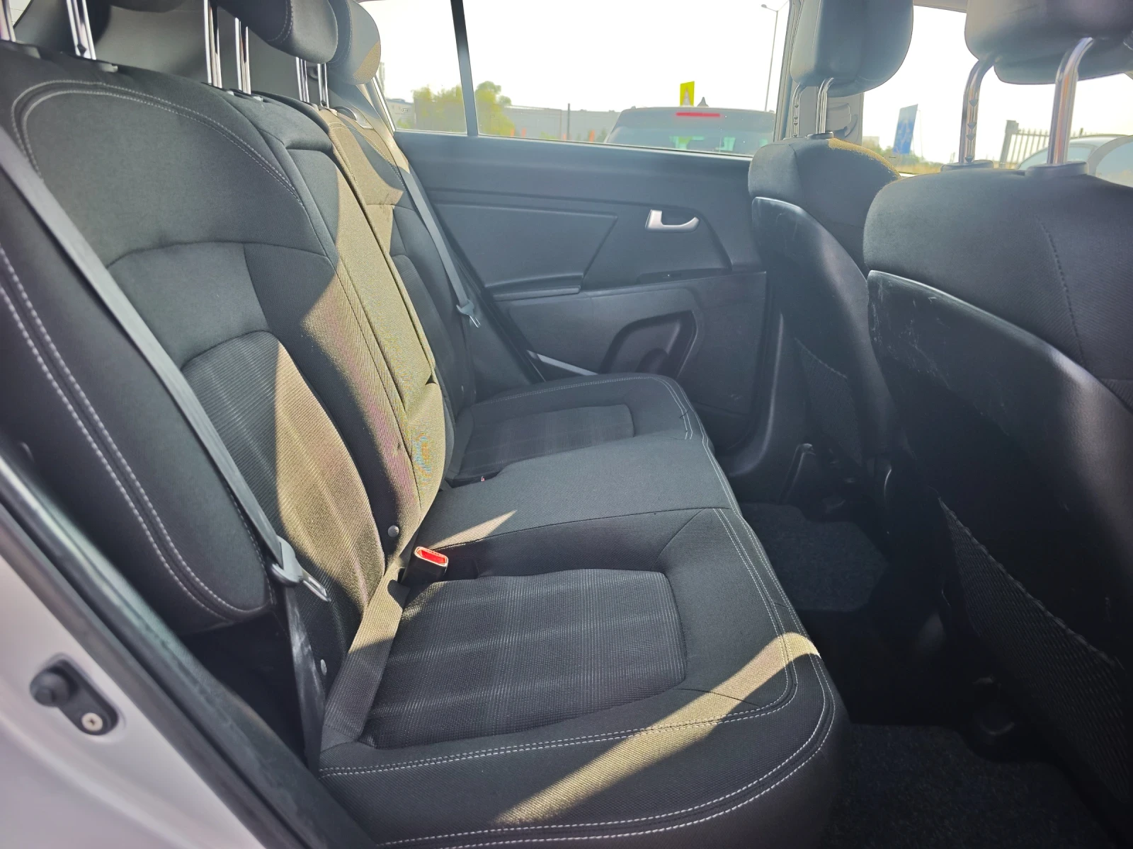 Kia Sportage 1.7crdi , снимка 12 - Автомобили и джипове - 54802578