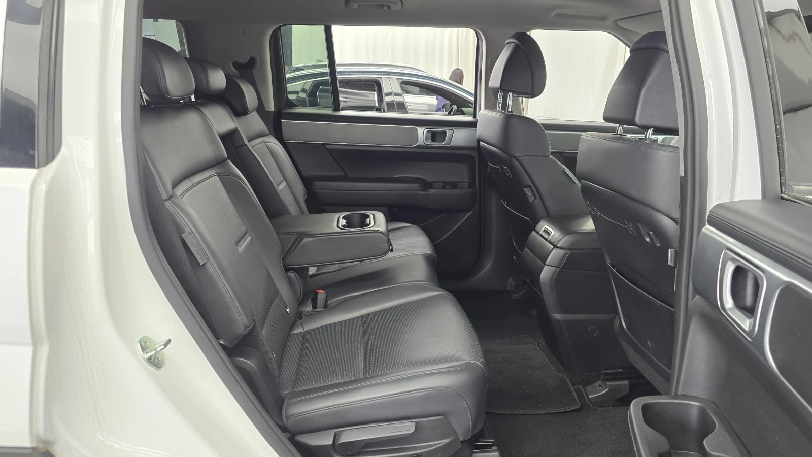 Hyundai Santa fe 2023* EXCLUSIVE* 7PASS* DIS* ОБДУХ* PANO* КРАЙНА Ц, снимка 16 - Автомобили и джипове - 55042386