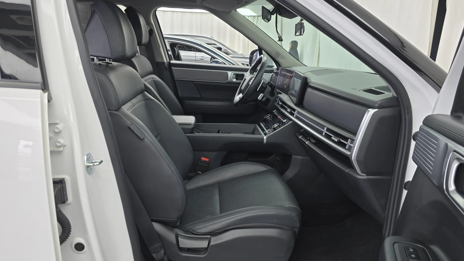 Hyundai Santa fe 2023* EXCLUSIVE* 7PASS* DIS* ОБДУХ* PANO* КРАЙНА Ц, снимка 15 - Автомобили и джипове - 55042386