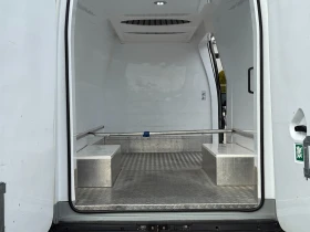 Iveco Daily 3.0 8ZF Хладлен + Външно захранване, снимка 11 - Бусове и автобуси - 53695020