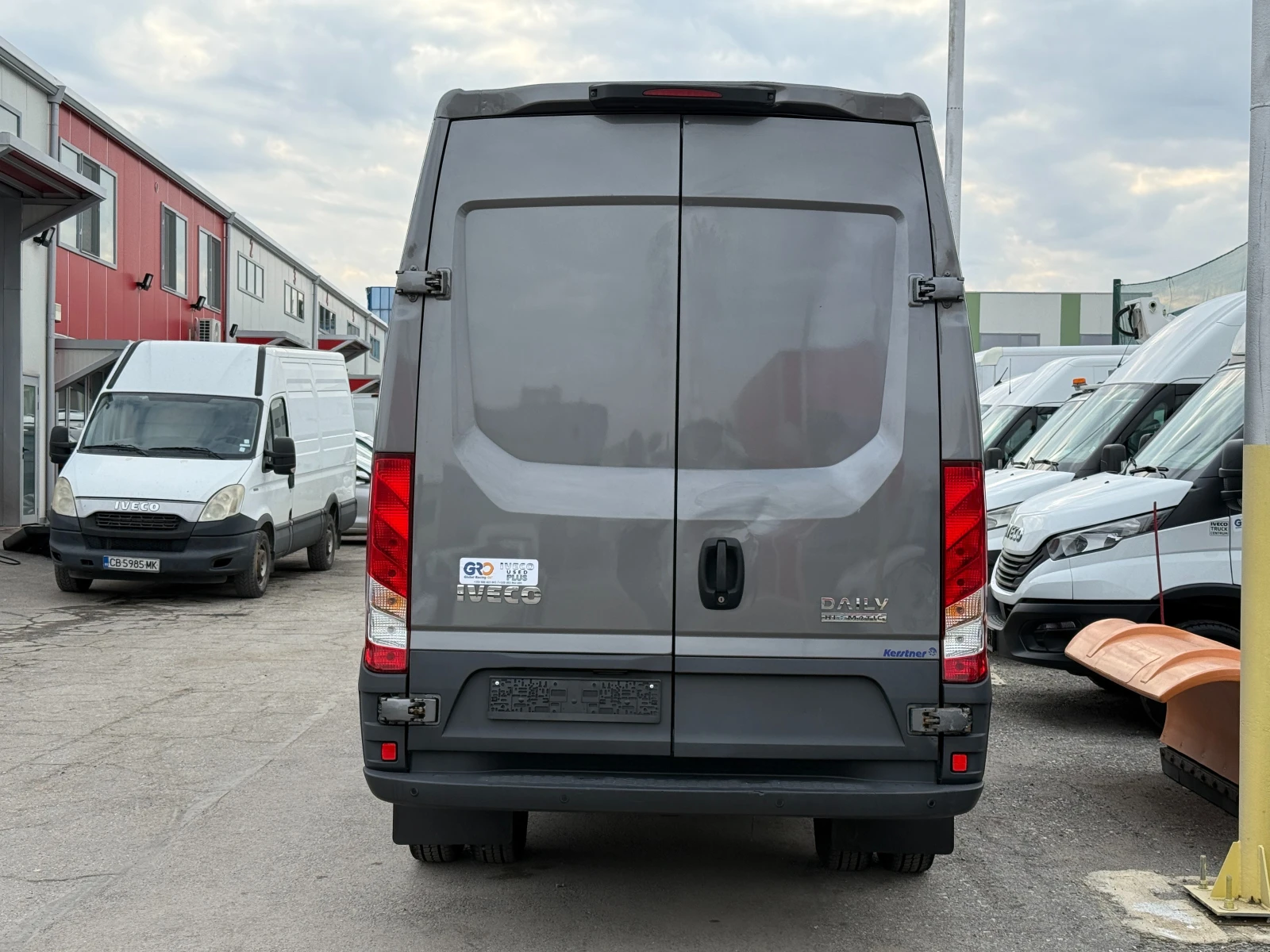 Iveco Daily 3.0 8ZF Хладлен + Външно захранване - изображение 4