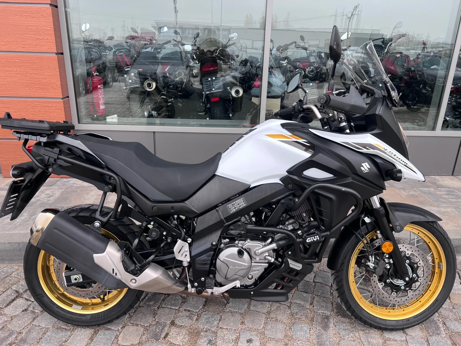 Suzuki V-strom 650 ABS, снимка 1