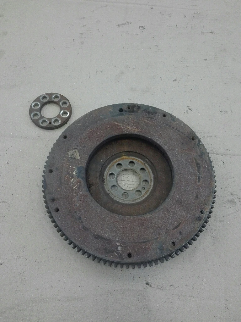 Маховик нисан алмера тино 2.2д