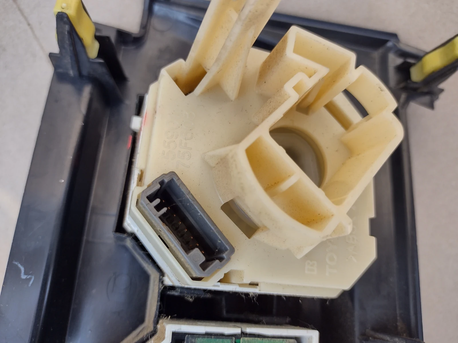 55406-02480  5540602480    TOYOTA COROLLA E16, E18  55903-75F604  55901-75F603 | Mobile.bg   4