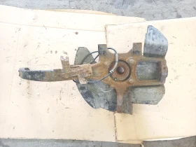 Шенкел главина преден ляв Алфа Ромео 159 2.4джтд (м)