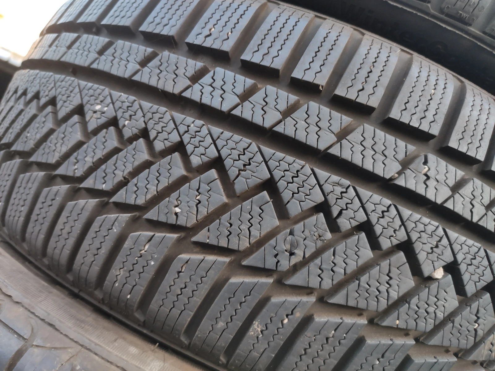  205/45R17 | Mobile.bg   5