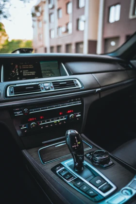 BMW 740 D Facelift Full екстри, снимка 9