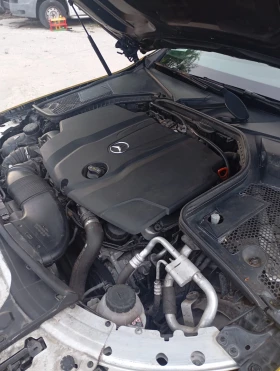 Mercedes-Benz C 220 Avangarde, снимка 9
