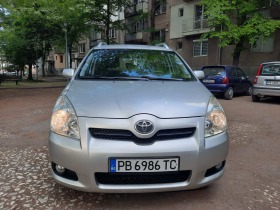 Обява за продажба на Toyota Corolla verso 2.2D-4D ~7 999 лв. - изображение 1