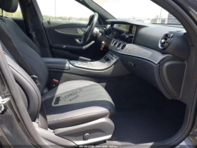 Обява за продажба на Mercedes-Benz E 450 2024MATIC CARFAX АВТО КРЕДИТ  ~67 500 лв. - изображение 9