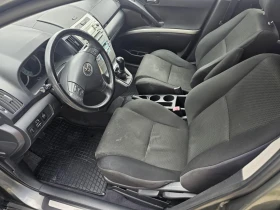 Обява за продажба на Toyota Corolla verso 2.2 верига ~4 999 лв. - изображение 8