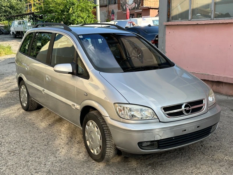 Opel Zafira 2.0DTI Face Lift 6+ 1места, снимка 8 - Автомобили и джипове - 46116971