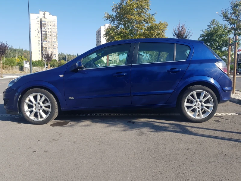 Opel Astra, снимка 1 - Автомобили и джипове - 47392208