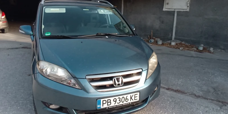 Honda Fr-v, снимка 1 - Автомобили и джипове - 48103926