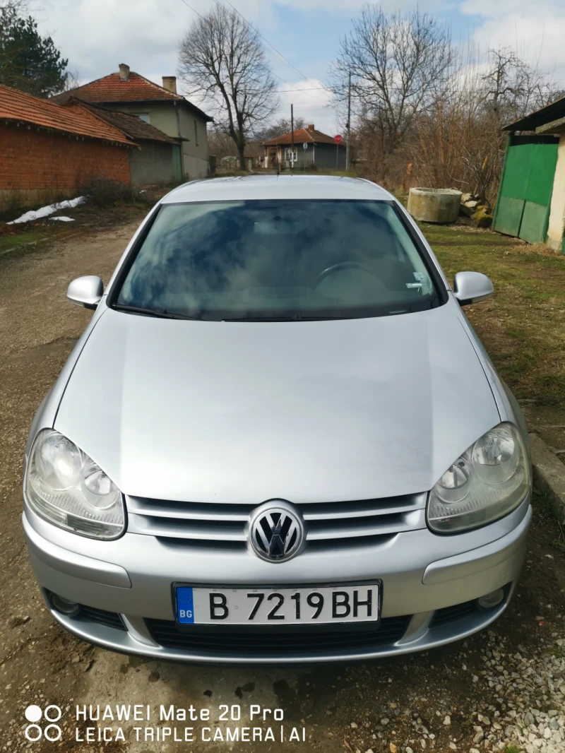 VW Golf, снимка 1 - Автомобили и джипове - 49387315