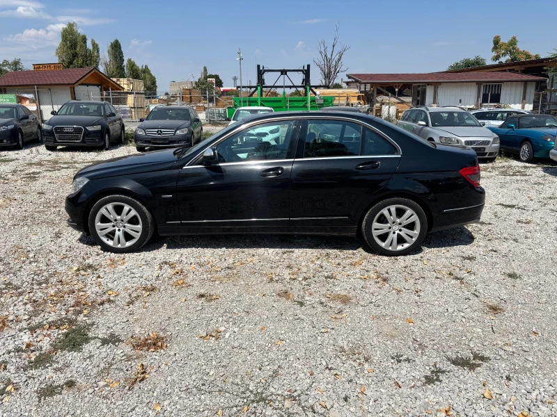 Mercedes-Benz C 220 Avantgarde, снимка 6 - Автомобили и джипове - 51486344