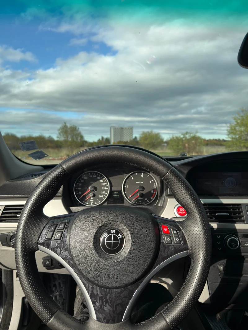 BMW 320, снимка 7 - Автомобили и джипове - 52260293