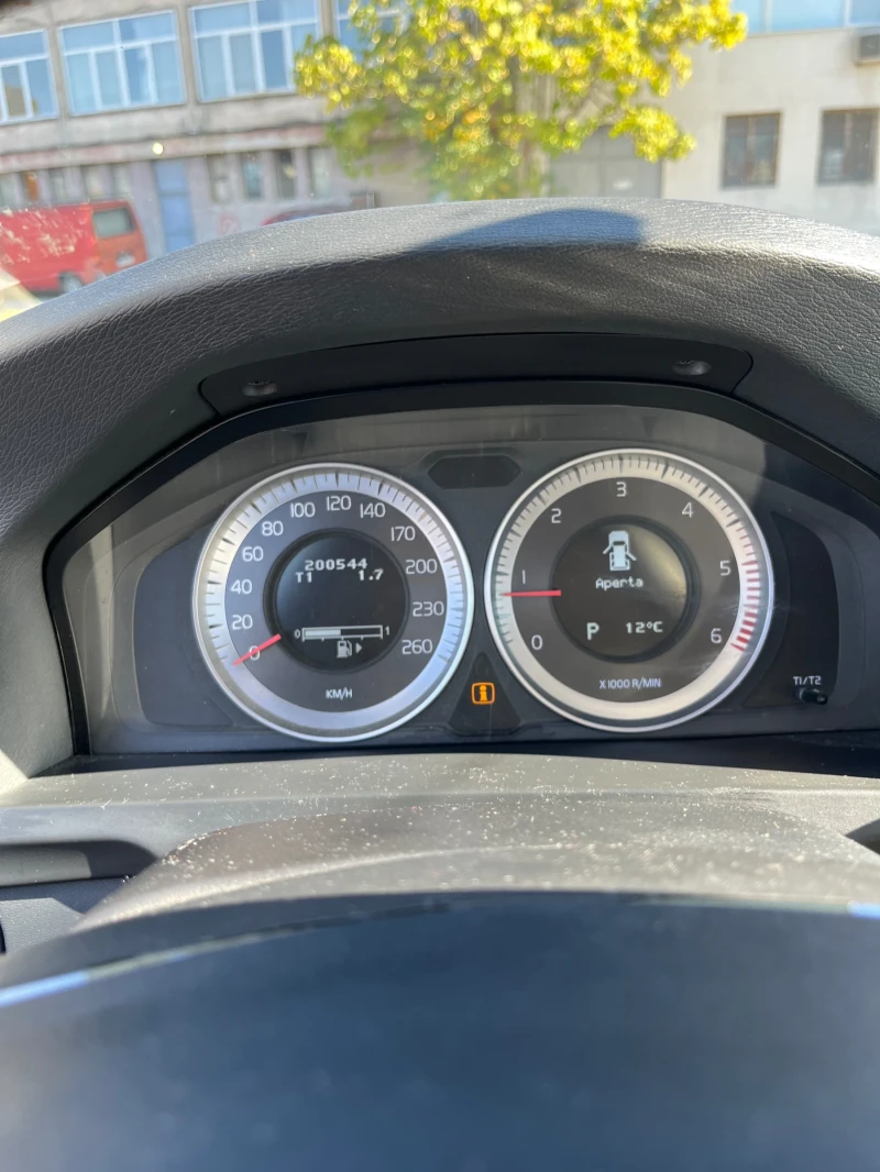 Volvo V60, снимка 7 - Автомобили и джипове - 52263924