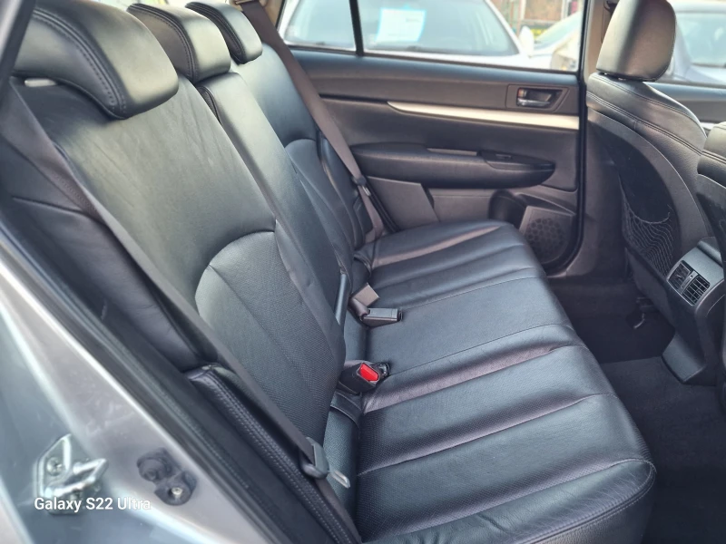 Subaru Outback 2.5i Executive кожа камера нави keyless, снимка 16 - Автомобили и джипове - 52854249