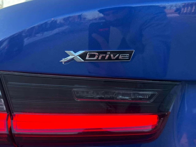 BMW 330 i xDrive M PACK/ CARFAX/ПОДГРЕВИ/ШИБИДАХ , снимка 11 - Автомобили и джипове - 53585538