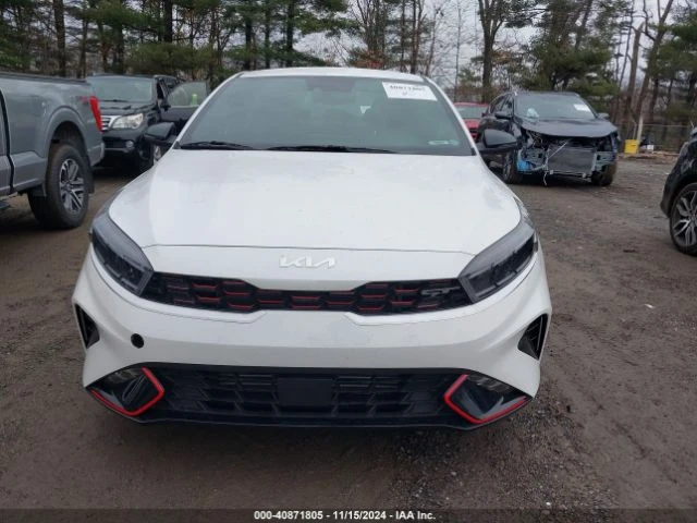 Kia Forte GT, снимка 13 - Автомобили и джипове - 48679018