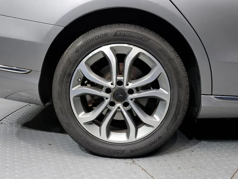 Mercedes-Benz C 220 4MATIC, снимка 5 - Автомобили и джипове - 54282233