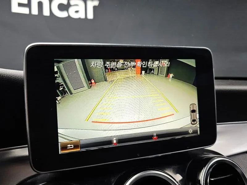 Mercedes-Benz C 220 4MATIC, снимка 14 - Автомобили и джипове - 54282233