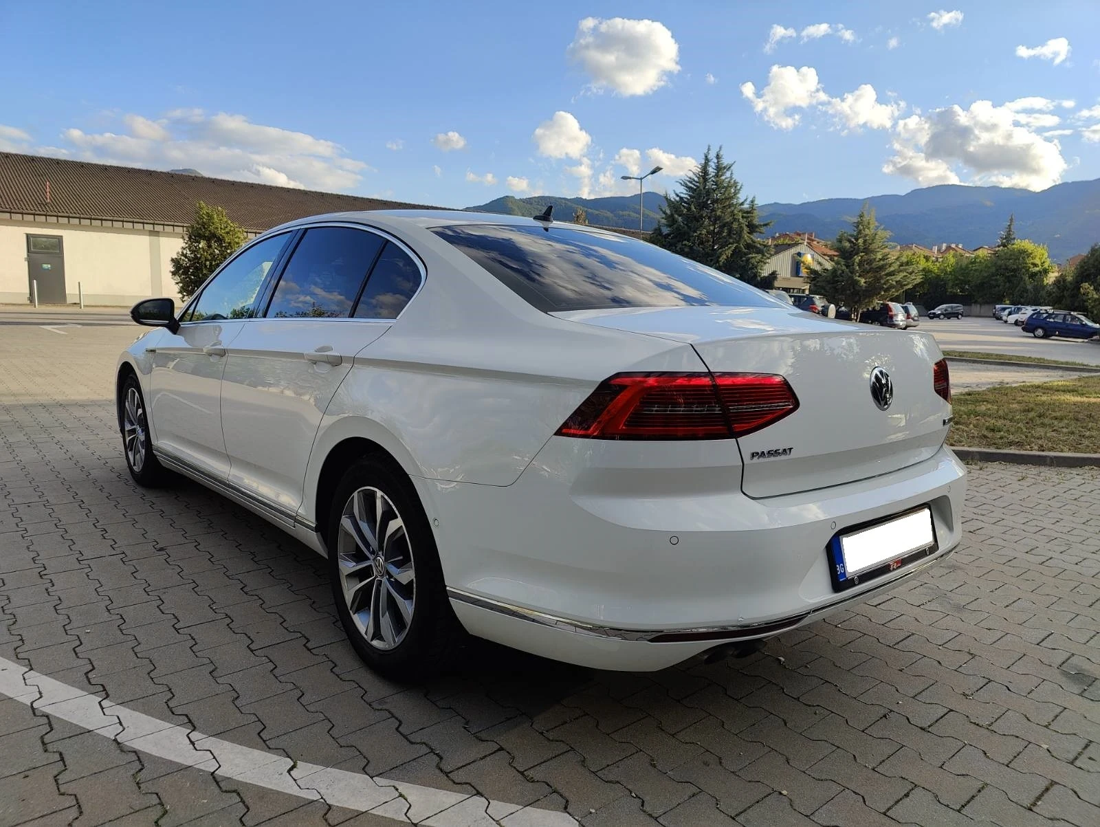 VW Passat Highline 2.0TDI SCR BMT 4MOTION - изображение 5