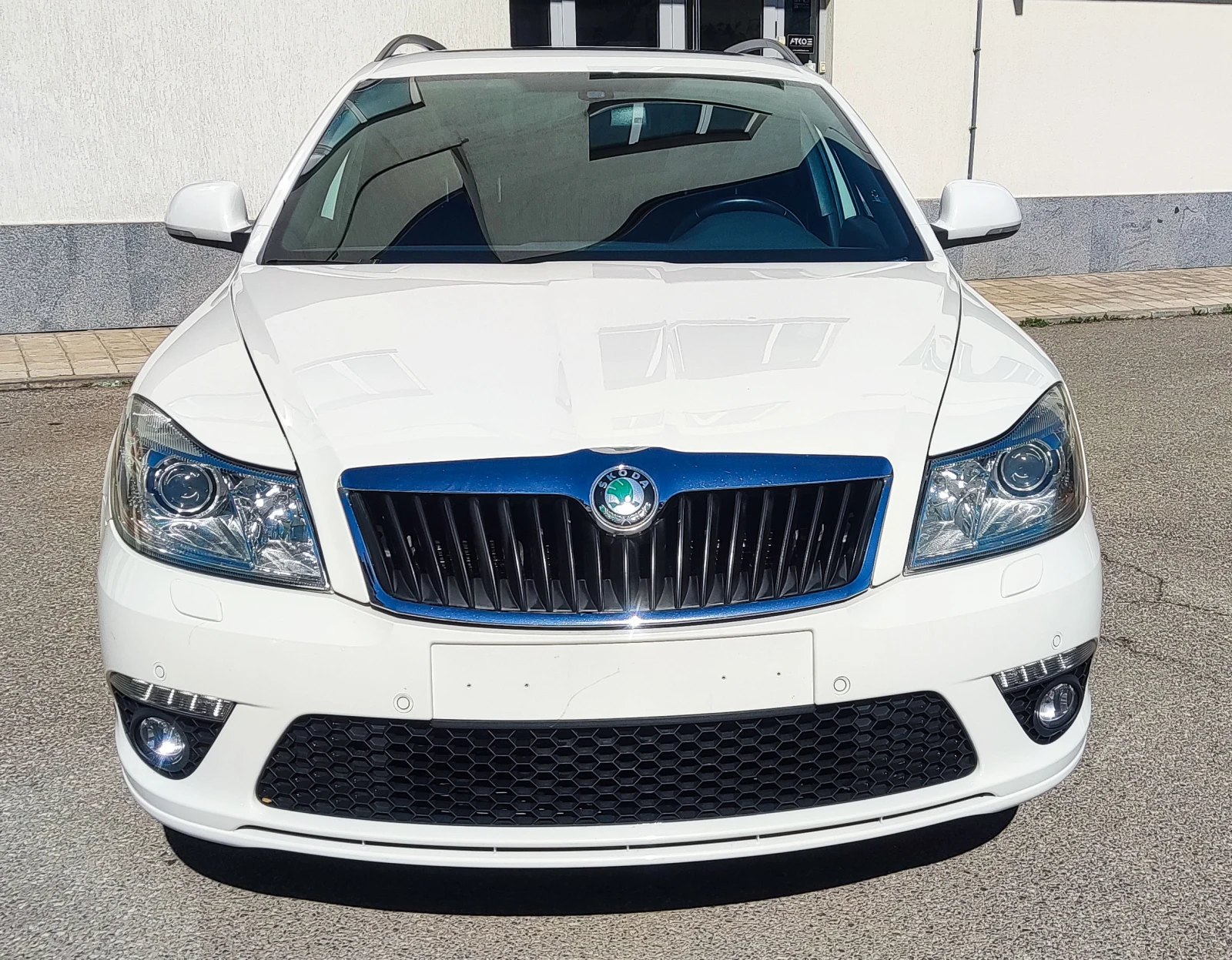 Skoda Octavia VRS 2.0TFSI 200к.с. Швейцария - изображение 4