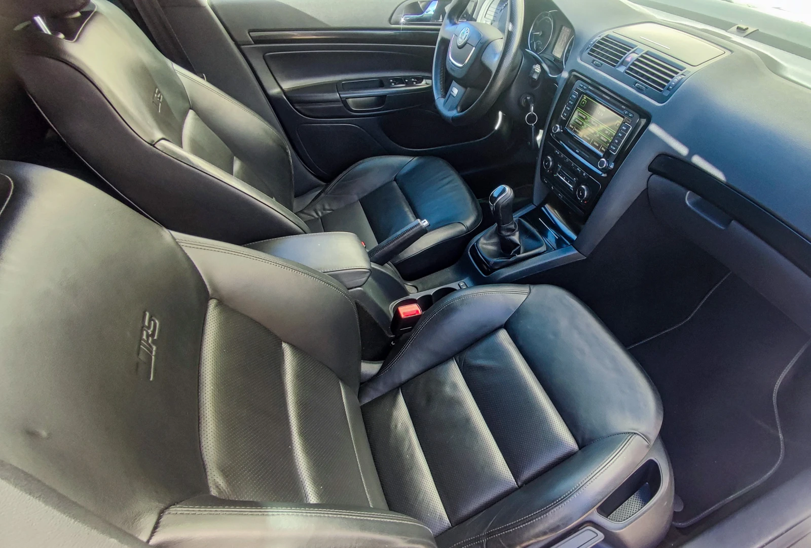 Skoda Octavia VRS 2.0TFSI 200к.с. Швейцария - изображение 9