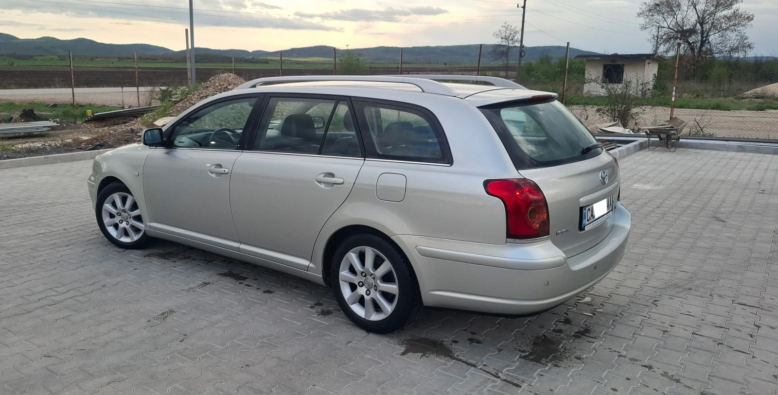 Toyota Avensis T25 2.2 d4d - изображение 6