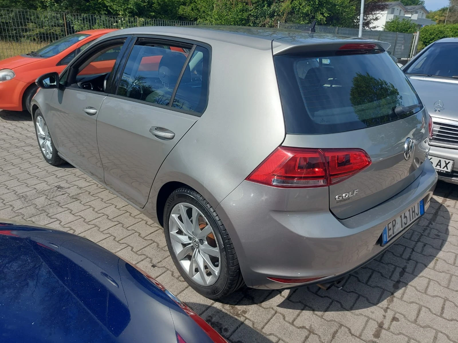 VW Golf 2.0TDI/АВТОМАТИК/НАВИГАЦИЯ/100%РЕАЛНИ КМ./ - изображение 4