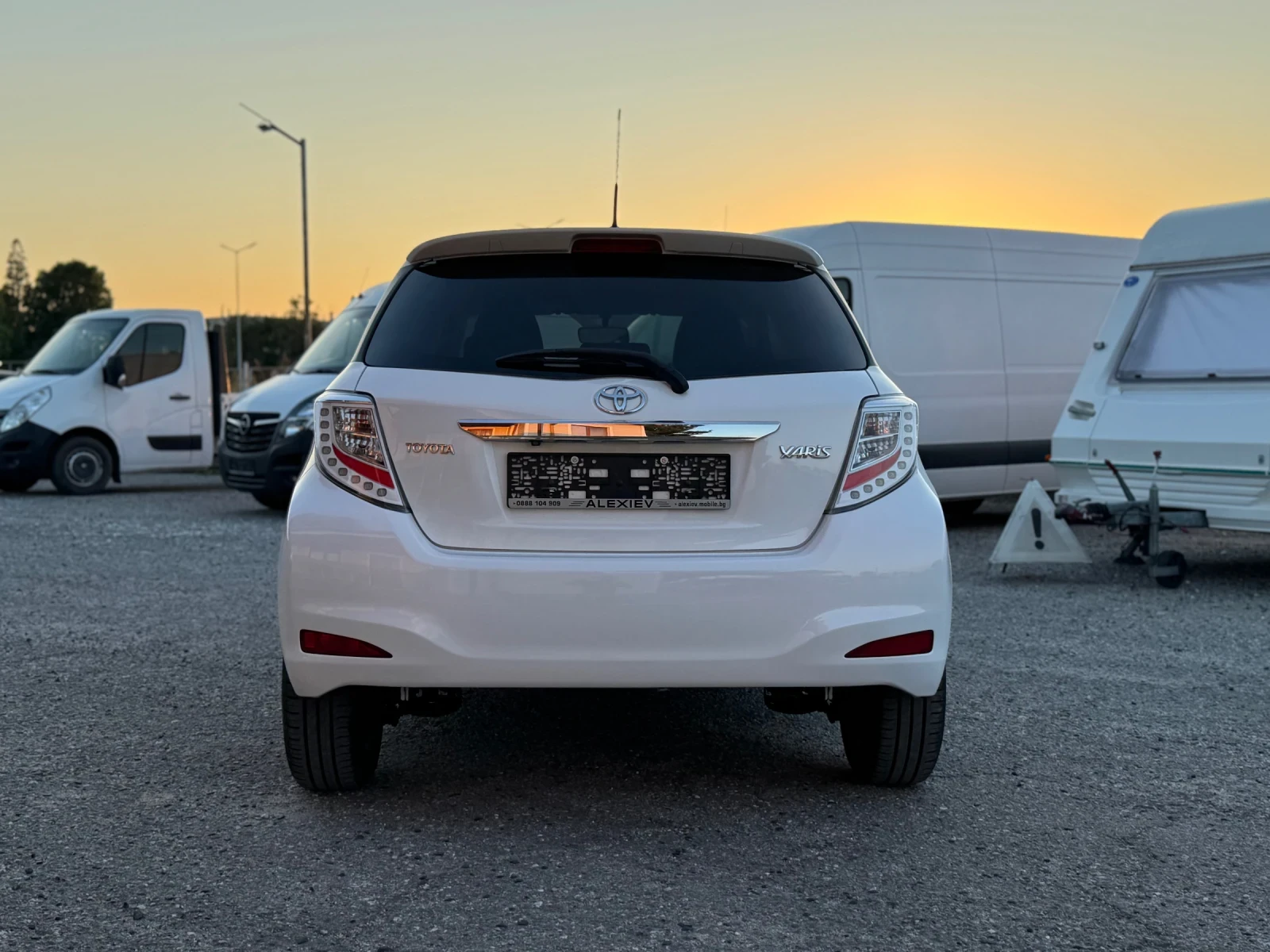 Toyota Yaris 1.33i Edition  - изображение 5