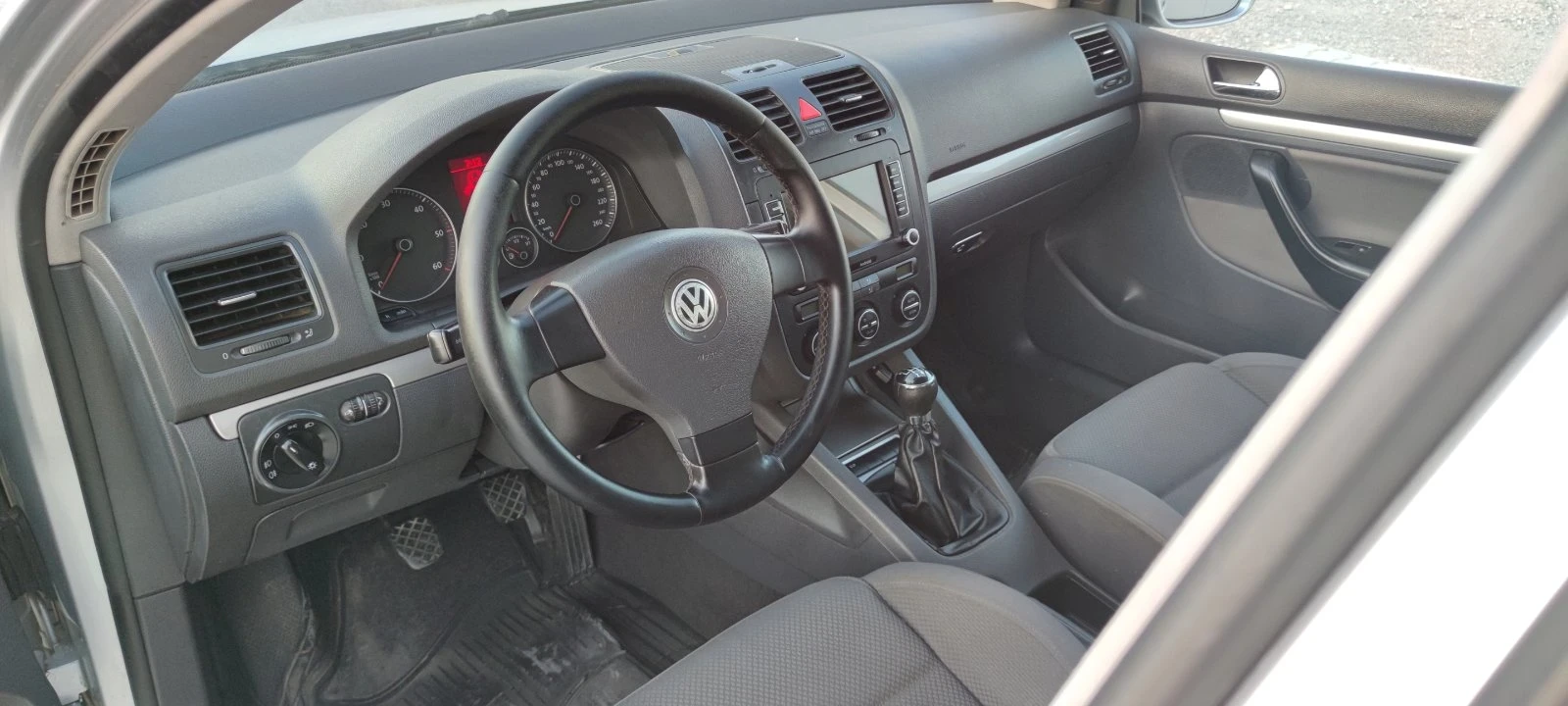 VW Golf 2.0TDI* 140к.с* NAVI*  - изображение 10