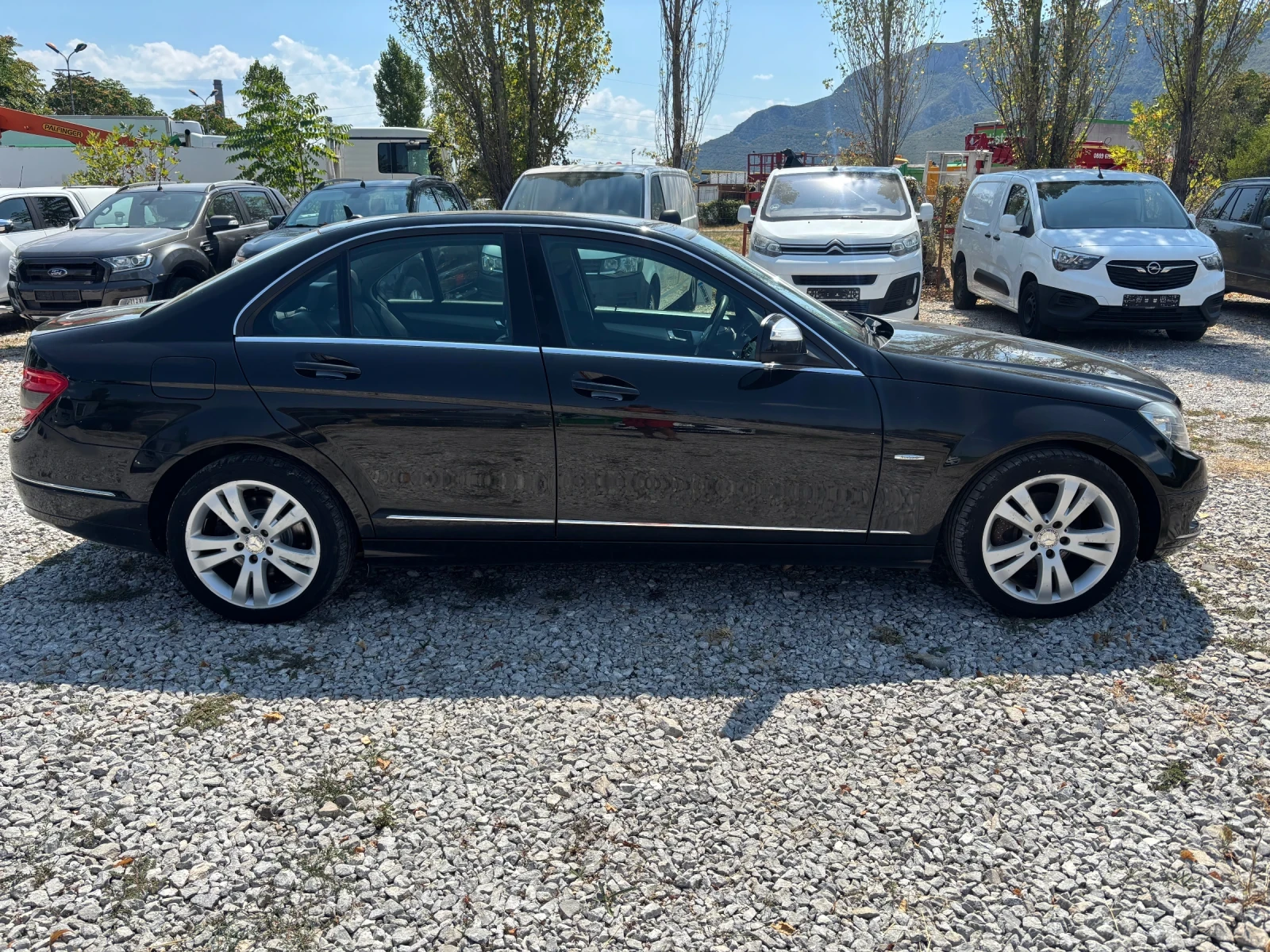 Mercedes-Benz C 220 Avantgarde - изображение 4
