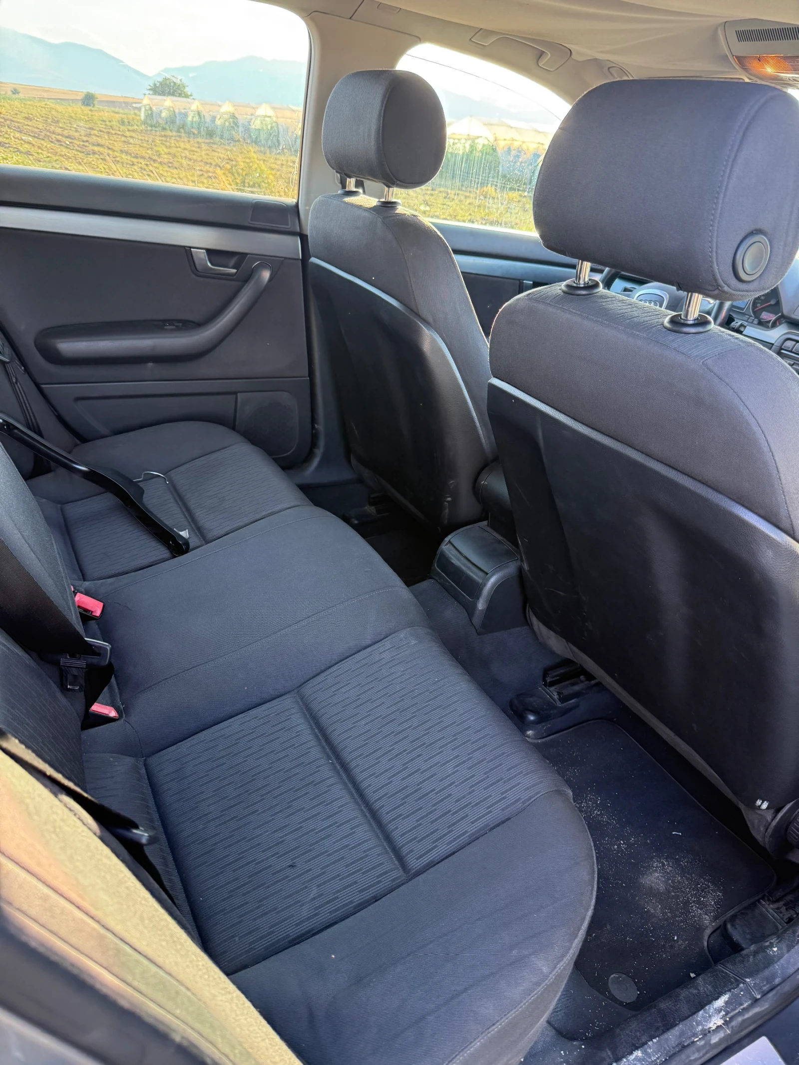 Audi A4 2.0TDI - изображение 10