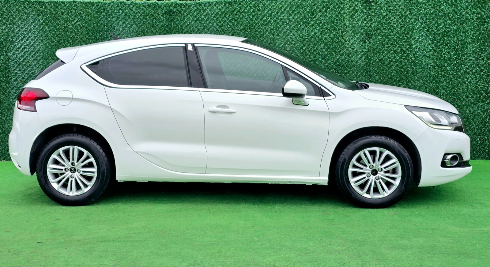 DS DS 4 1.6BlueHDI* 120кс* AUTOMATIC* Euro-6 - изображение 4